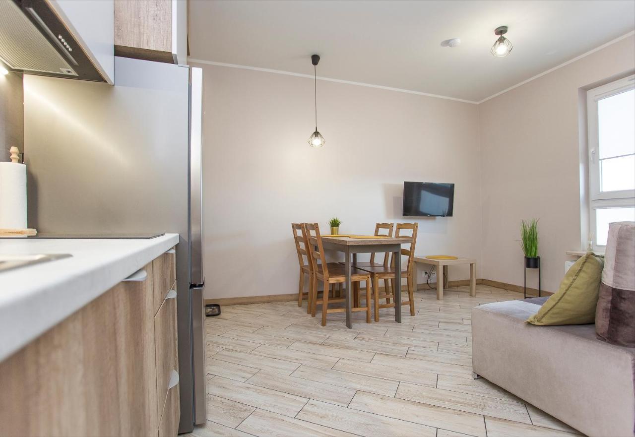 Urban Jungle - Lara Apartment Білосток Екстер'єр фото