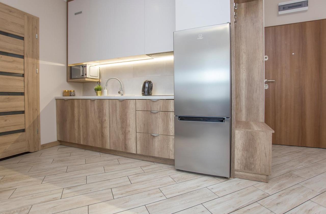 Urban Jungle - Lara Apartment Білосток Екстер'єр фото