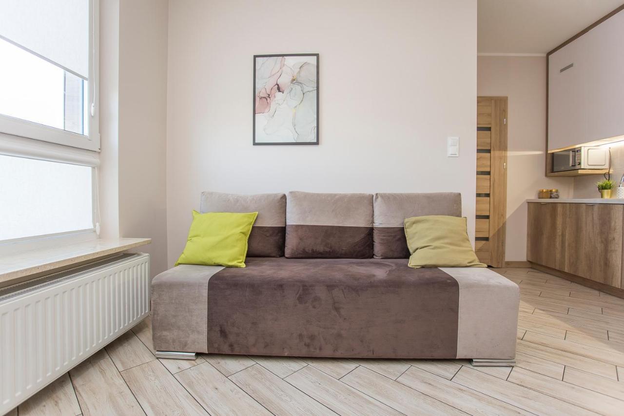 Urban Jungle - Lara Apartment Білосток Екстер'єр фото